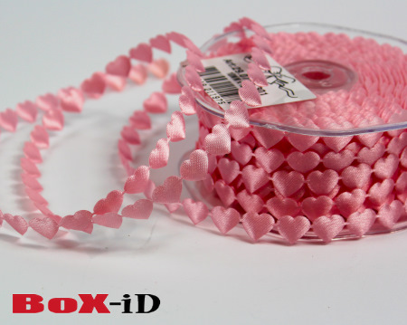 Chained hearts    301 pink   10 mm x 15 m